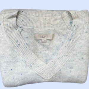LOFT Relaxed V-Neck Sweater Small